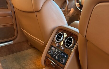Bentley Continental Flying Spur, 2005 год, 1 800 000 рублей, 16 фотография