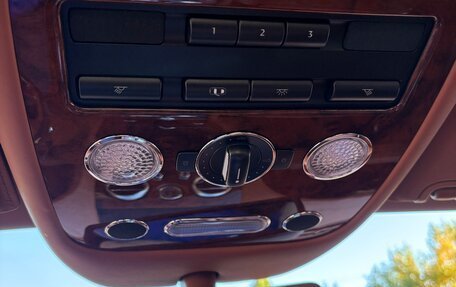 Bentley Continental Flying Spur, 2005 год, 1 800 000 рублей, 29 фотография