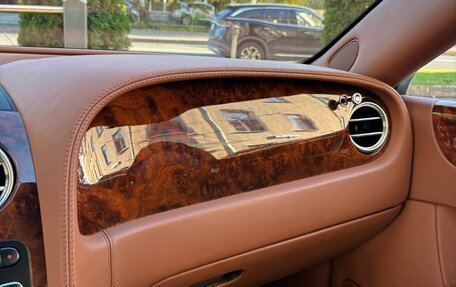 Bentley Continental Flying Spur, 2005 год, 1 800 000 рублей, 28 фотография
