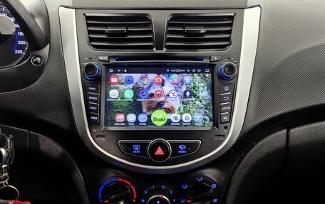 Hyundai Solaris II рестайлинг, 2016 год, 920 000 рублей, 14 фотография