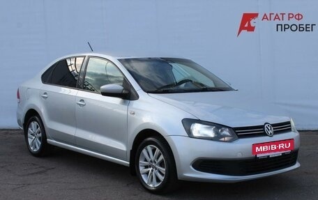 Volkswagen Polo VI (EU Market), 2015 год, 795 000 рублей, 3 фотография