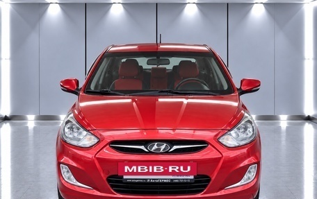 Hyundai Solaris II рестайлинг, 2011 год, 650 000 рублей, 2 фотография