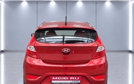 Hyundai Solaris II рестайлинг, 2011 год, 650 000 рублей, 4 фотография