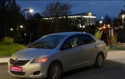 Toyota Yaris III рестайлинг, 2006 год, 490 000 рублей, 1 фотография