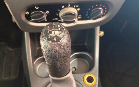 Renault Logan I, 2010 год, 400 000 рублей, 18 фотография