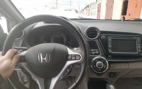 Honda Insight II рестайлинг, 2013 год, 900 000 рублей, 6 фотография