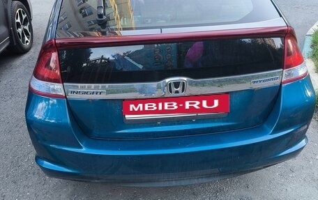 Honda Insight II рестайлинг, 2013 год, 900 000 рублей, 4 фотография