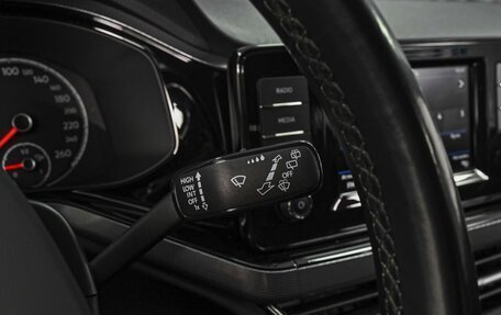 Volkswagen Polo VI (EU Market), 2020 год, 1 554 000 рублей, 17 фотография