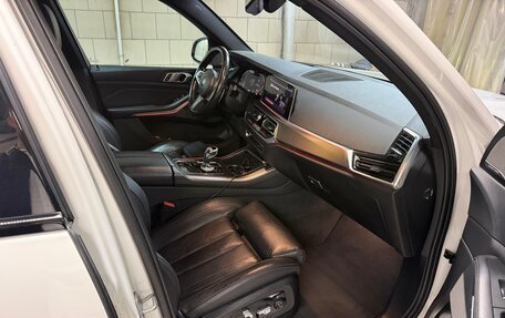 BMW X5, 2019 год, 5 200 000 рублей, 8 фотография