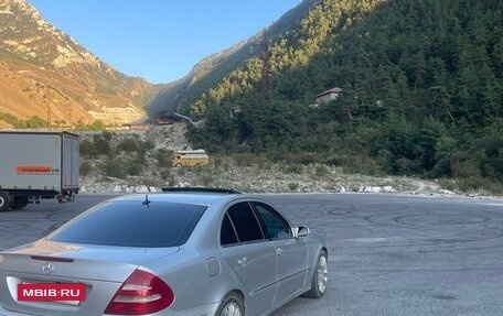 Mercedes-Benz E-Класс, 2002 год, 850 000 рублей, 3 фотография