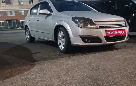 Opel Astra H, 2005 год, 445 000 рублей, 2 фотография