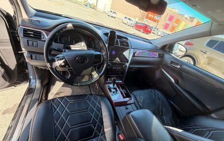 Toyota Camry, 2011 год, 1 950 000 рублей, 8 фотография