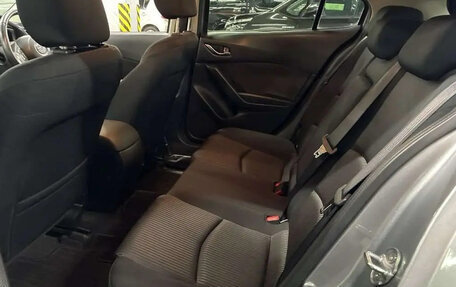 Mazda Axela, 2015 год, 810 000 рублей, 11 фотография