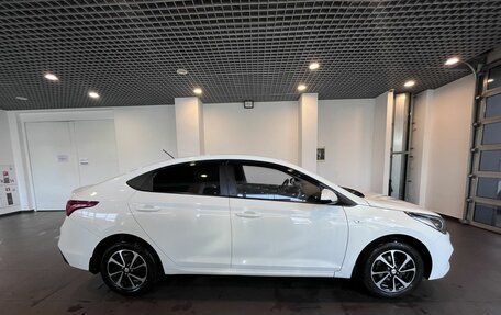 Hyundai Solaris II рестайлинг, 2017 год, 1 100 000 рублей, 2 фотография