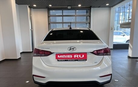 Hyundai Solaris II рестайлинг, 2017 год, 1 100 000 рублей, 4 фотография