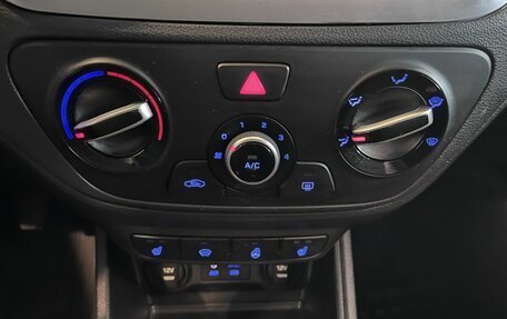 Hyundai Solaris II рестайлинг, 2017 год, 1 100 000 рублей, 15 фотография