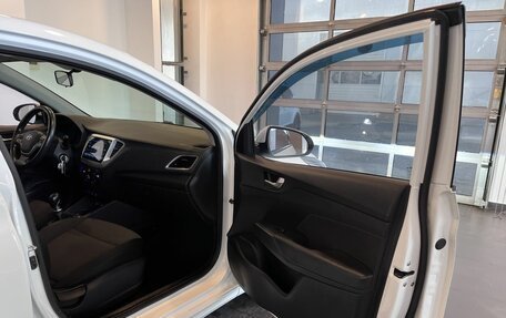 Hyundai Solaris II рестайлинг, 2017 год, 1 100 000 рублей, 27 фотография