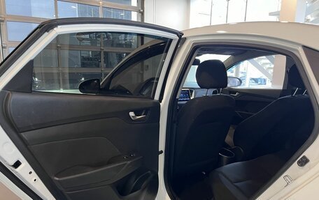 Hyundai Solaris II рестайлинг, 2017 год, 1 100 000 рублей, 25 фотография