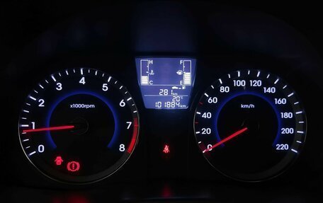Hyundai Solaris II рестайлинг, 2016 год, 985 000 рублей, 15 фотография