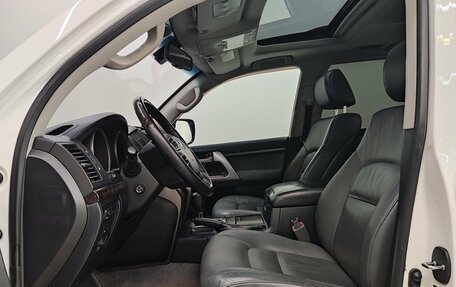 Toyota Land Cruiser 200, 2009 год, 2 750 000 рублей, 15 фотография