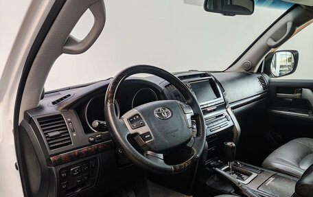 Toyota Land Cruiser 200, 2009 год, 2 750 000 рублей, 14 фотография