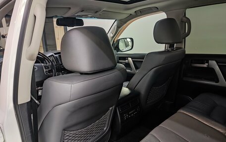 Toyota Land Cruiser 200, 2009 год, 2 750 000 рублей, 19 фотография