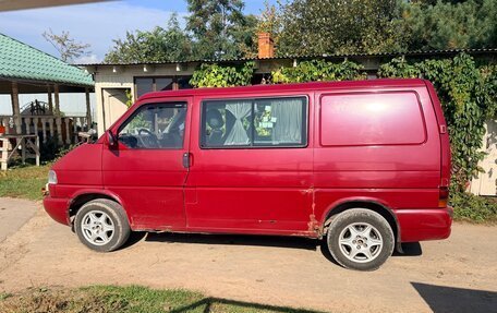 Volkswagen Transporter T4, 2001 год, 550 000 рублей, 2 фотография