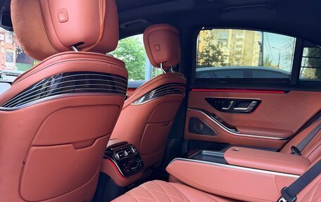 Mercedes-Benz S-Класс, 2021 год, 10 000 000 рублей, 11 фотография