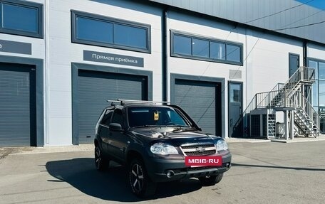 Chevrolet Niva I рестайлинг, 2017 год, 819 000 рублей, 8 фотография