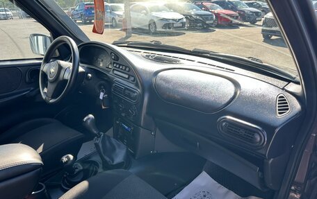 Chevrolet Niva I рестайлинг, 2017 год, 819 000 рублей, 13 фотография