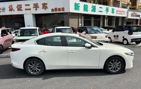 Mazda 3, 2023 год, 1 320 000 рублей, 4 фотография