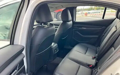 Mazda 3, 2023 год, 1 320 000 рублей, 11 фотография