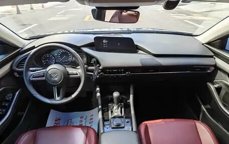 Mazda 3, 2023 год, 1 590 000 рублей, 8 фотография
