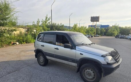 Chevrolet Niva I рестайлинг, 2004 год, 450 000 рублей, 2 фотография
