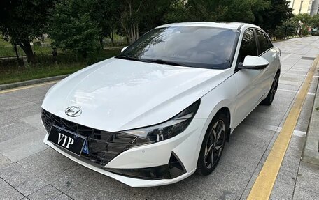Hyundai Elantra, 2023 год, 1 390 000 рублей, 1 фотография