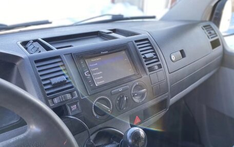 Volkswagen Transporter T5 рестайлинг, 2008 год, 1 300 000 рублей, 3 фотография