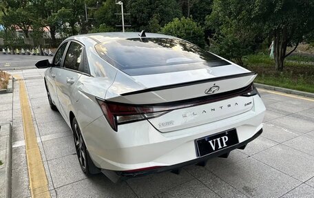 Hyundai Elantra, 2023 год, 1 390 000 рублей, 6 фотография