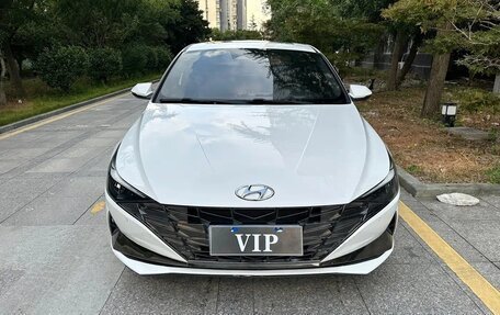 Hyundai Elantra, 2023 год, 1 390 000 рублей, 3 фотография