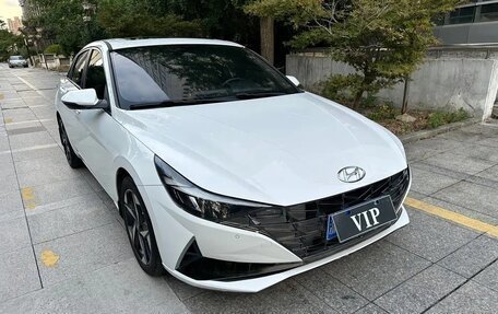 Hyundai Elantra, 2023 год, 1 390 000 рублей, 2 фотография