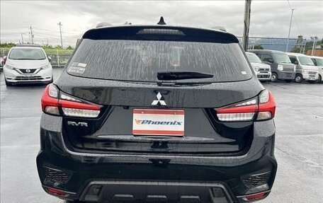 Mitsubishi RVR III рестайлинг, 2023 год, 1 600 000 рублей, 6 фотография