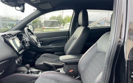 Mitsubishi RVR III рестайлинг, 2023 год, 1 600 000 рублей, 14 фотография
