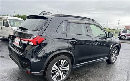 Mitsubishi RVR III рестайлинг, 2023 год, 1 600 000 рублей, 5 фотография