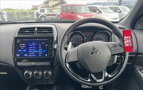 Mitsubishi RVR III рестайлинг, 2023 год, 1 600 000 рублей, 11 фотография