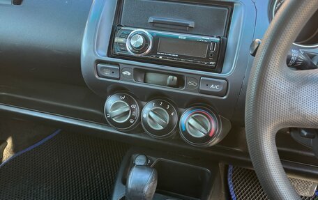 Honda Fit III, 2002 год, 395 000 рублей, 28 фотография
