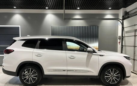 Chery Tiggo 8 Pro, 2022 год, 1 926 000 рублей, 4 фотография