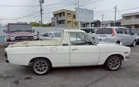 Nissan Sunny, 1992 год, 1 200 000 рублей, 4 фотография