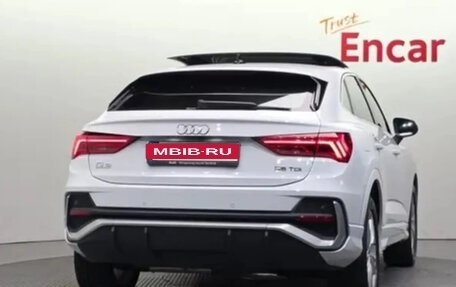 Audi Q3, 2022 год, 3 000 000 рублей, 7 фотография