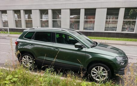 Skoda Karoq I, 2020 год, 2 200 000 рублей, 2 фотография