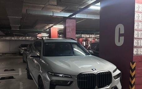 BMW X7, 2024 год, 16 000 000 рублей, 12 фотография