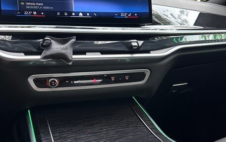 BMW X7, 2024 год, 16 000 000 рублей, 26 фотография